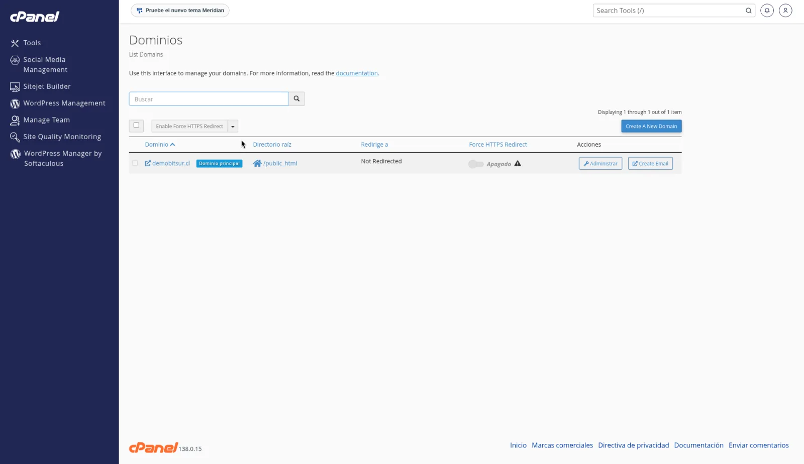 Lista Dominios con el dominio principal, la columna Directorio raíz y Force HTTPS Redirect en Apagado.