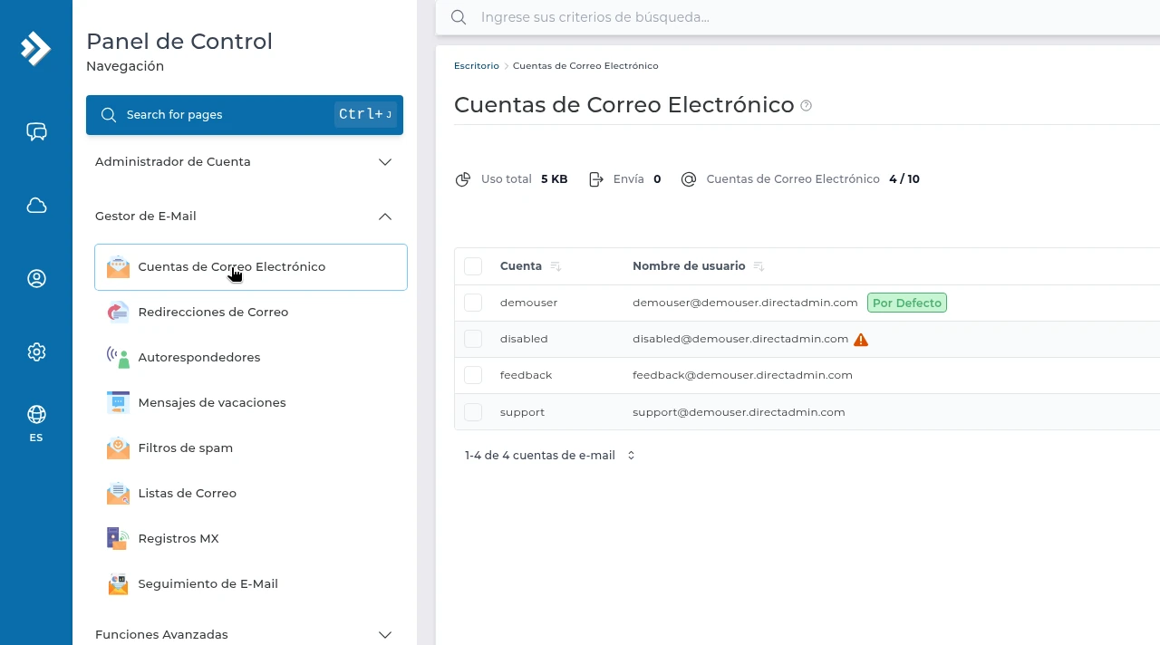 Lista Cuentas de Correo Electrónico con los botones CREAR CUENTA, ACTIVAR DKIM y USO E-MAIL, y el menú de una cuenta abierto en Cambiar contraseña y Descargar Configuración para Apple iOS, iPadOS, Mac.